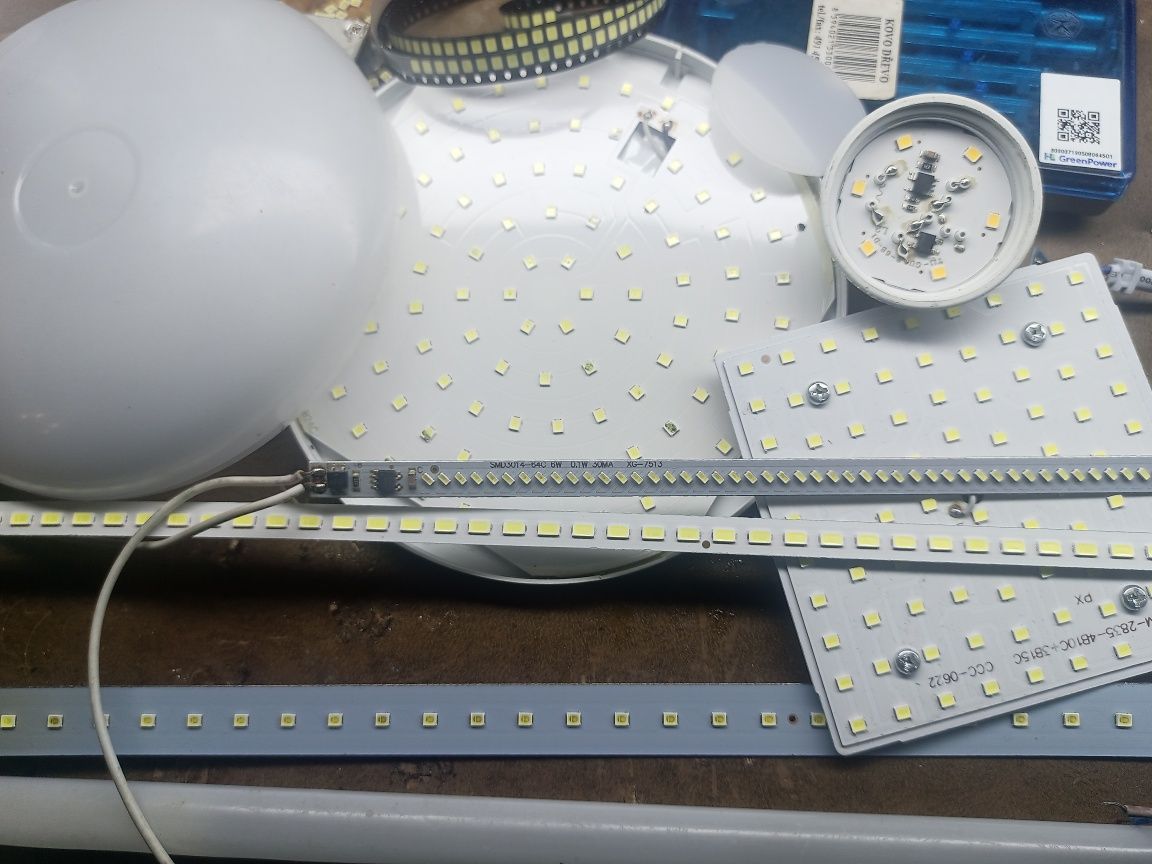 Світильники LeD  потолочний, під ремонт. Блок живлення, 12В питания
