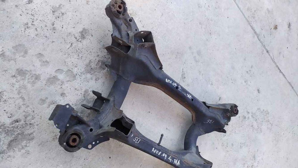 Honda Accord 8 08- Балка підвіски (підрамник) зад BL0135 50300TA0A50