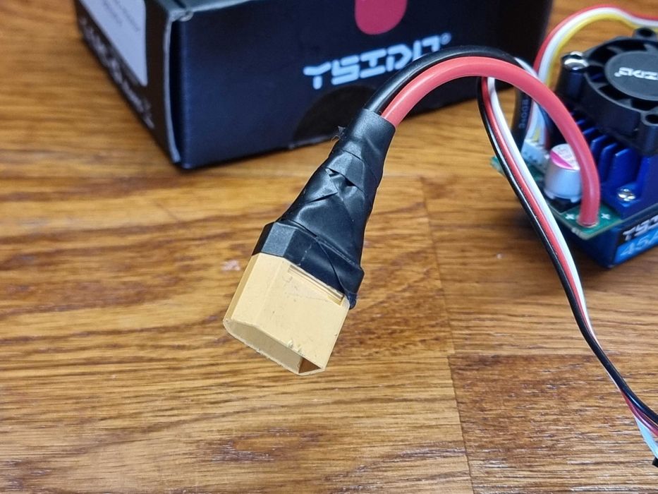 Bezszczotkowy regulator + silnik + serwo Ysido do modeli rc 1/14, 1/16