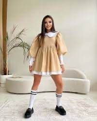 Трендова універсальна сукня в бежевому кольорі. Розмі S,M