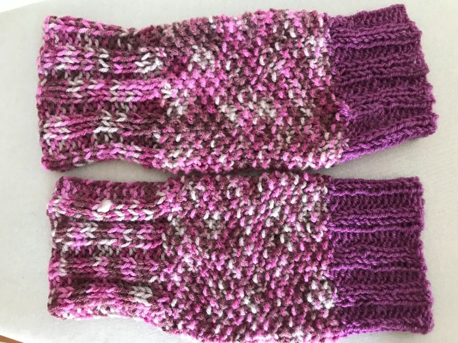Conjunto de Camisola, Gorro e Perneiras