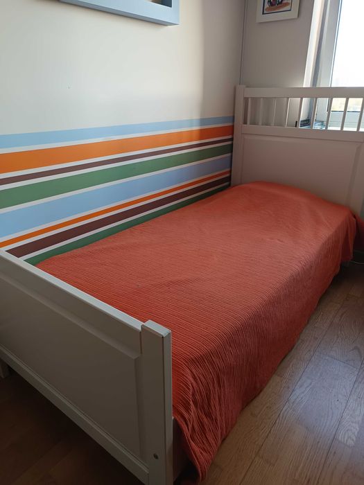 Cama solteiro IKEA + colchao Artiflex ambos em ótimo estado