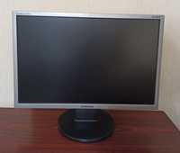 Монiтор Samsung SyncMaster 2243NW "22"