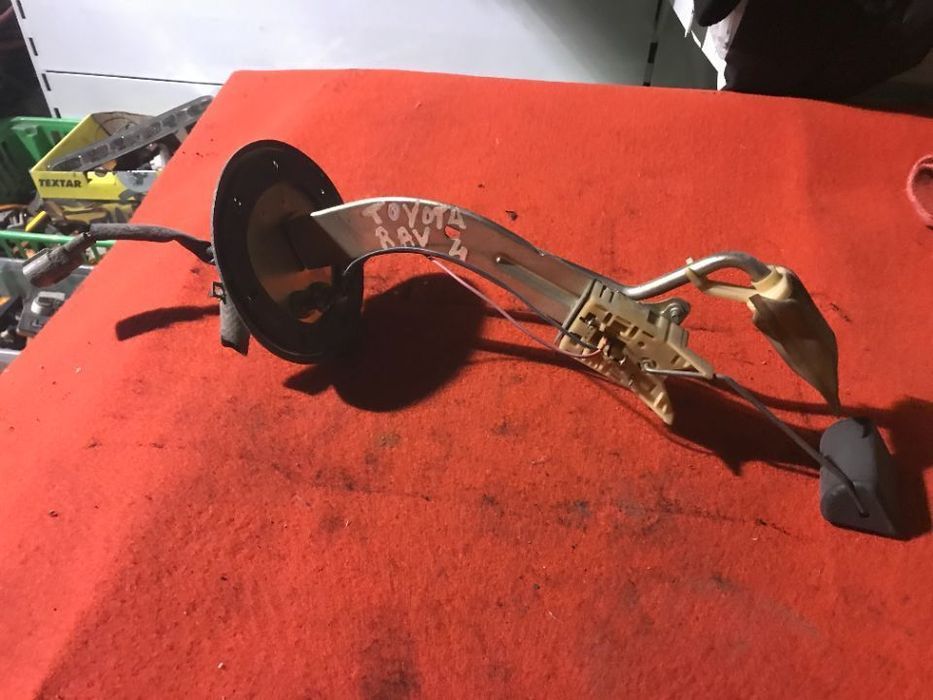 BOIA DE DEPOSITO TOYOTA RAV 4 2.0