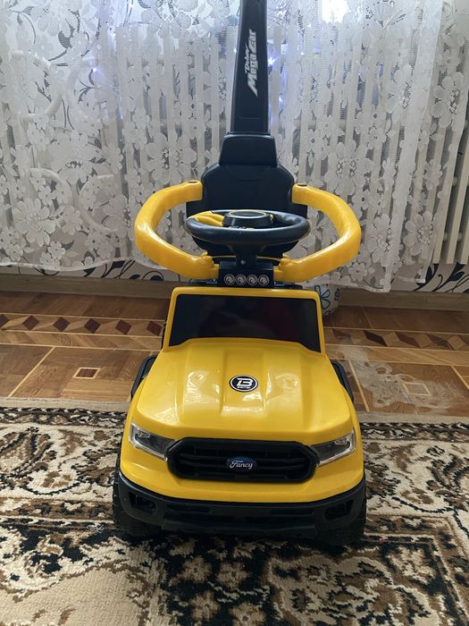 Десткая машина, каталка !