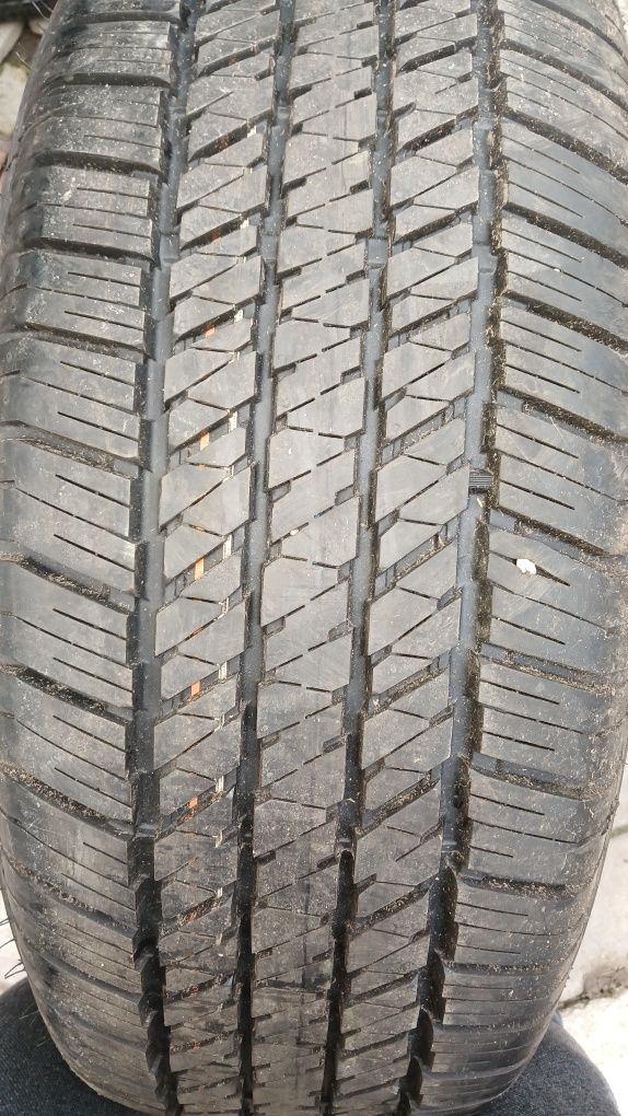 265 60 18 Bridgestone Dueler HT 684II