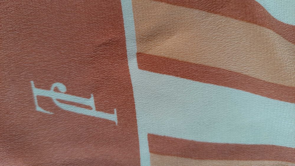 szal jedwabny ręcznie rolowany