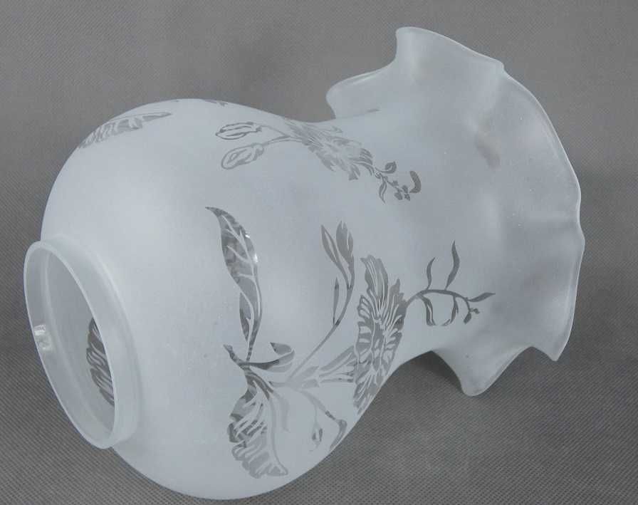 Biały TULIPAN klosz LAMPA NAFTOWA secesja 8,5 cm
