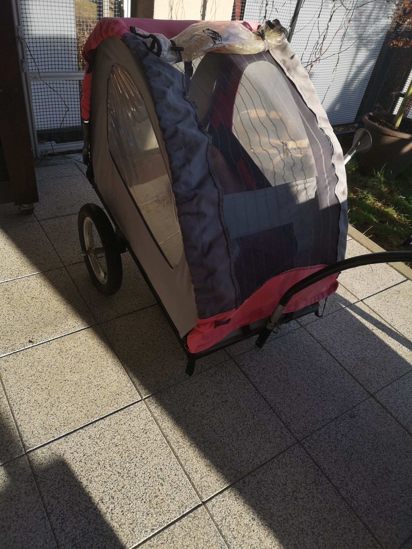 Przyczepka rowerowa dla psa