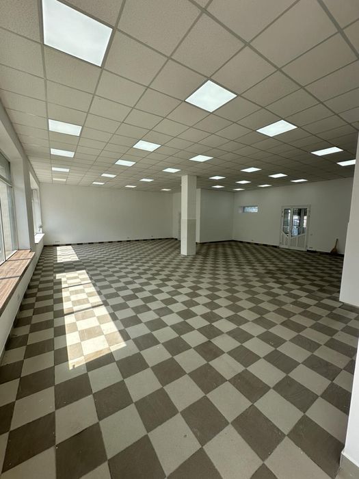 156 м.кв центральний ринок оренда