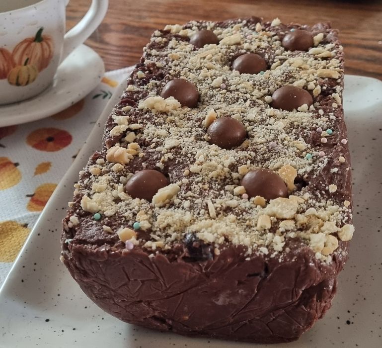 Blok czekoladowy przysmak PRL waga ok. 1,10 kg