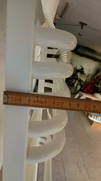 Grzejnik łazienkowy + grzałka elektryczna z termostatem