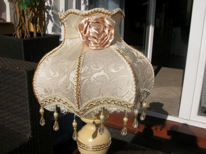 ręcznie zdobiony abażur    lampka / lampa glamour koraliki