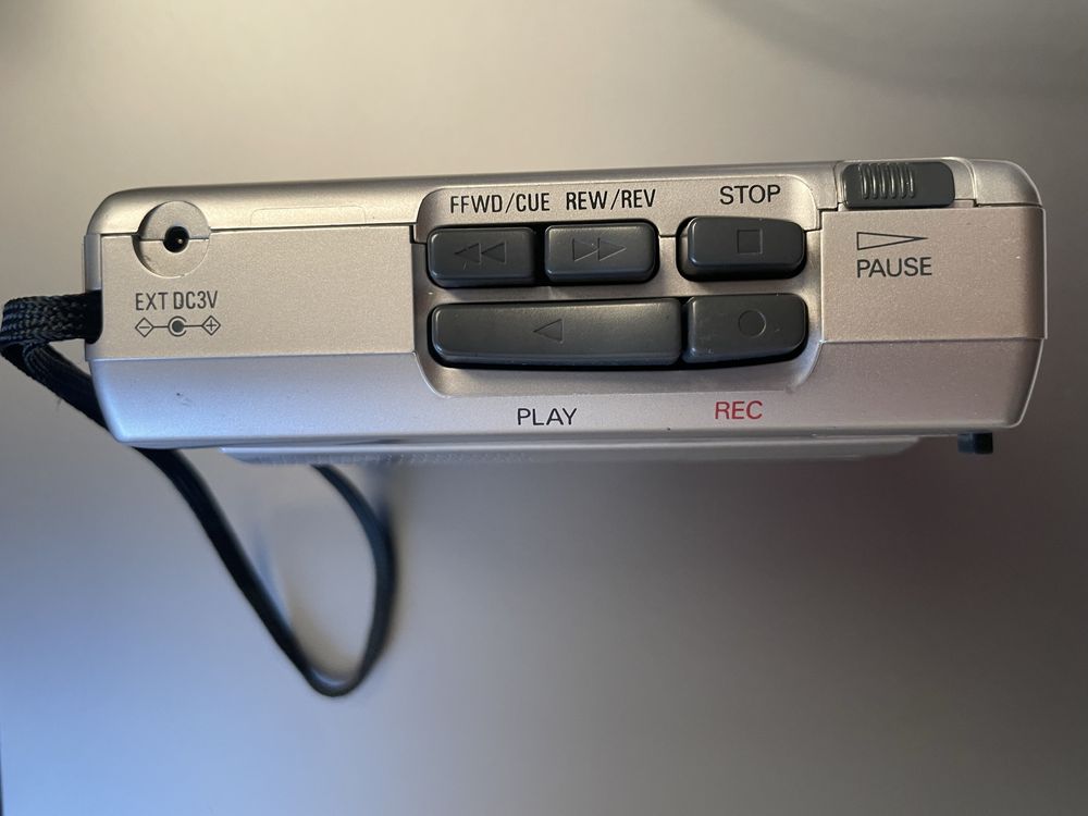 Leitor e gravador walkman com proteção