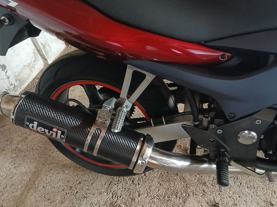 Kawasaki zr7 venda ou troca por mota 25/35kw