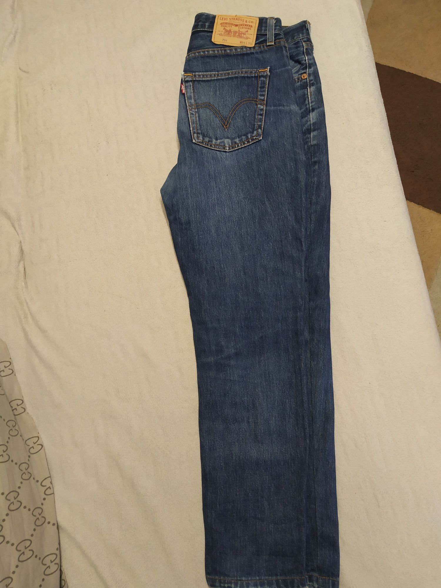 Мужские джинсы levis