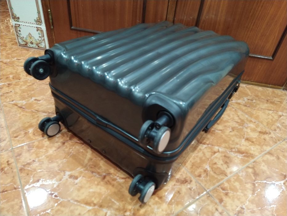 Mala malas de porão até 23 kg viagem casa quarto apartamento vivenda.