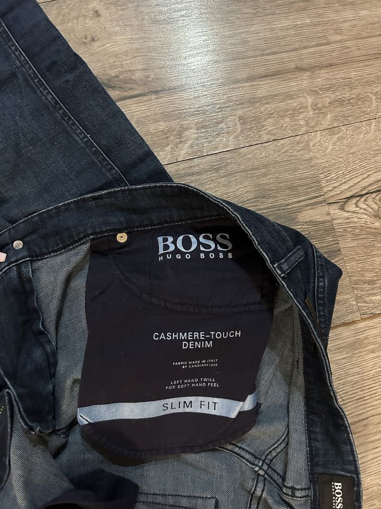 Jeansy Hugo Boss