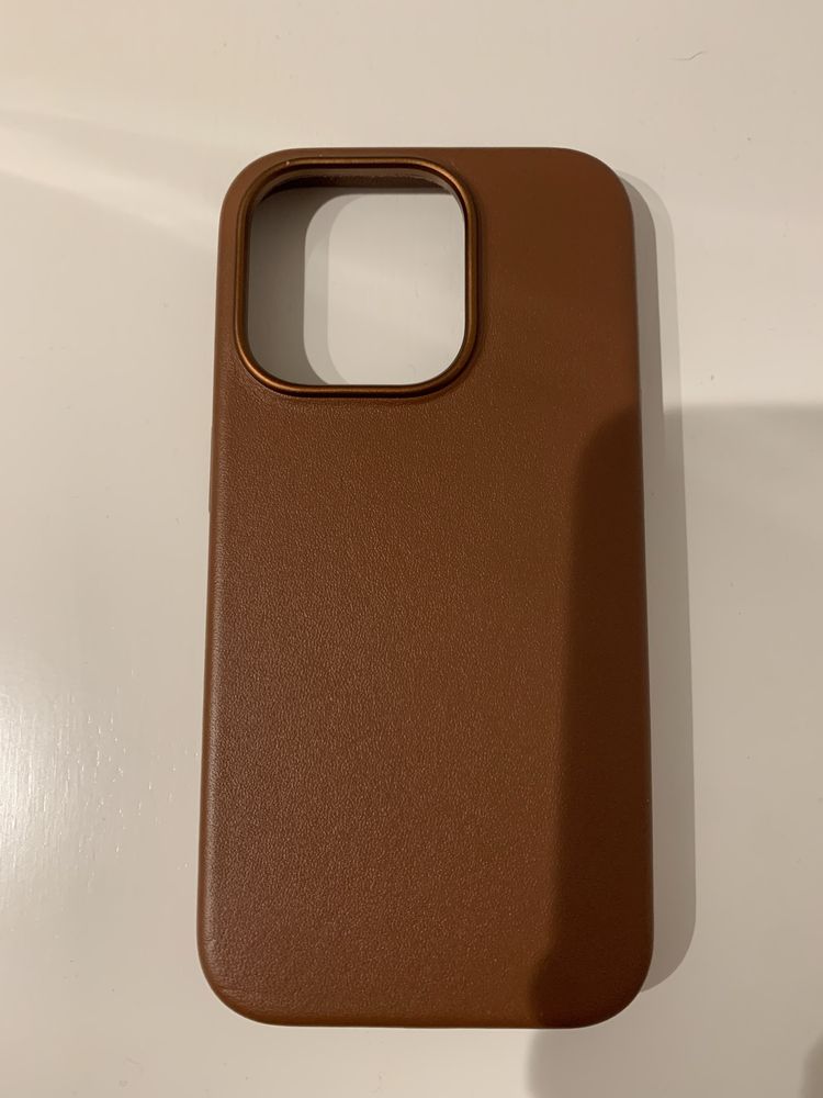 Capa em pele genuina iphone 15 pro