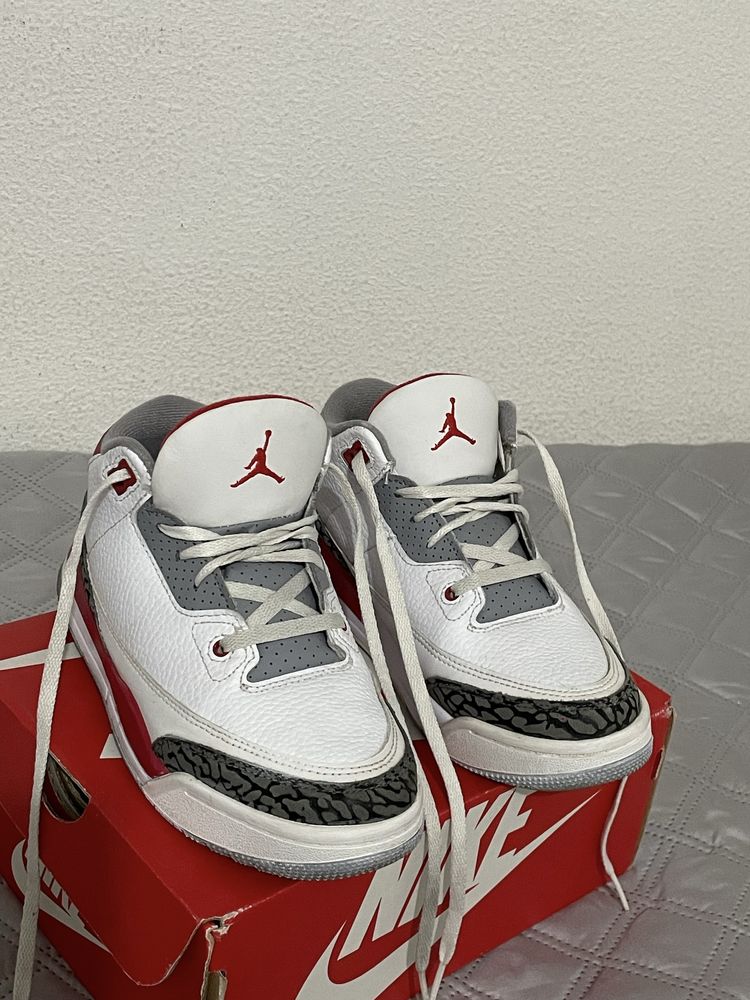 Jordan 3 retro tamanho 35