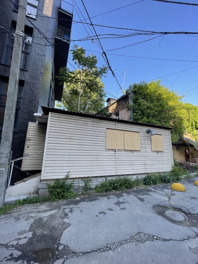 Продам помещение в ЦЕНТРЕ с документами/ Артема