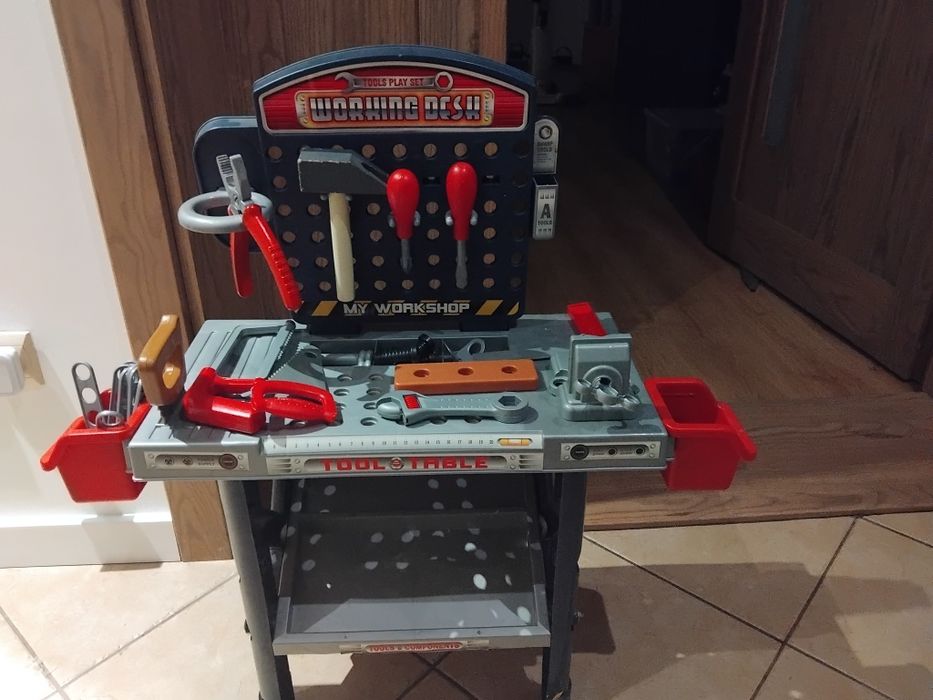 Warsztat majsterkowicza dla chłopca / zabawka