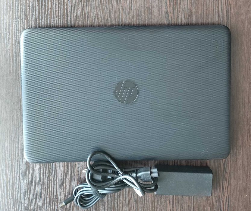 Ноутбук HP 15ac107ng, Core i3, Ram 4 Gb, Hdd 500 Gb, подвійна графіка.