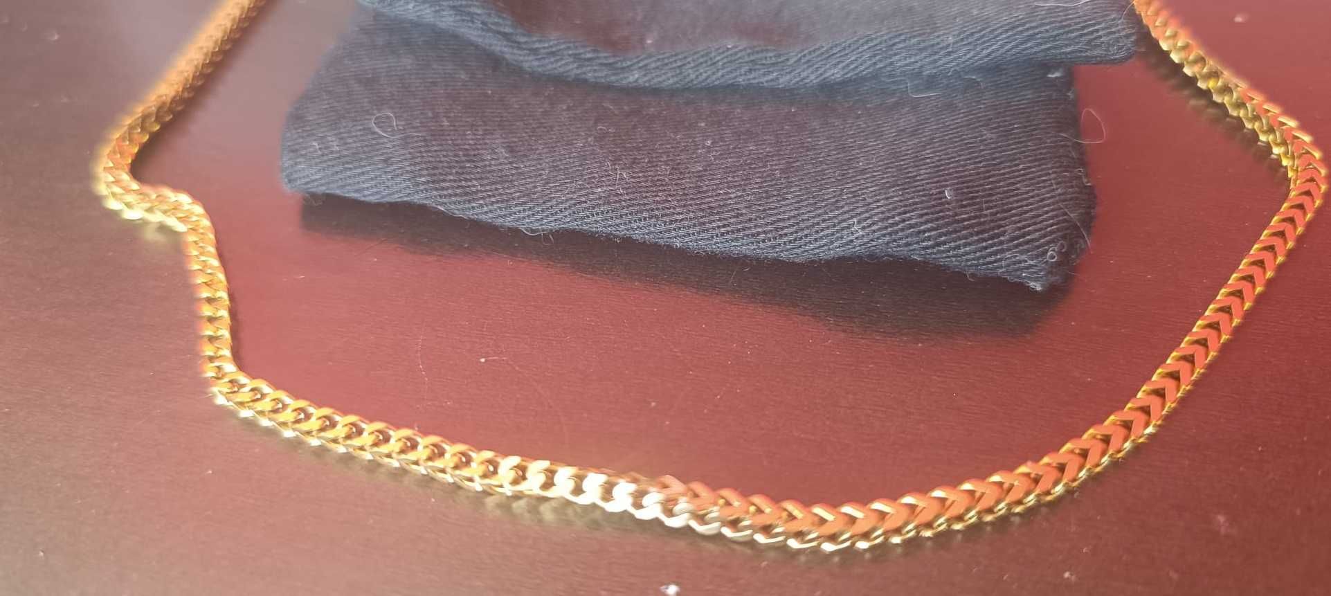 Fio corrente dourado  Marca Police