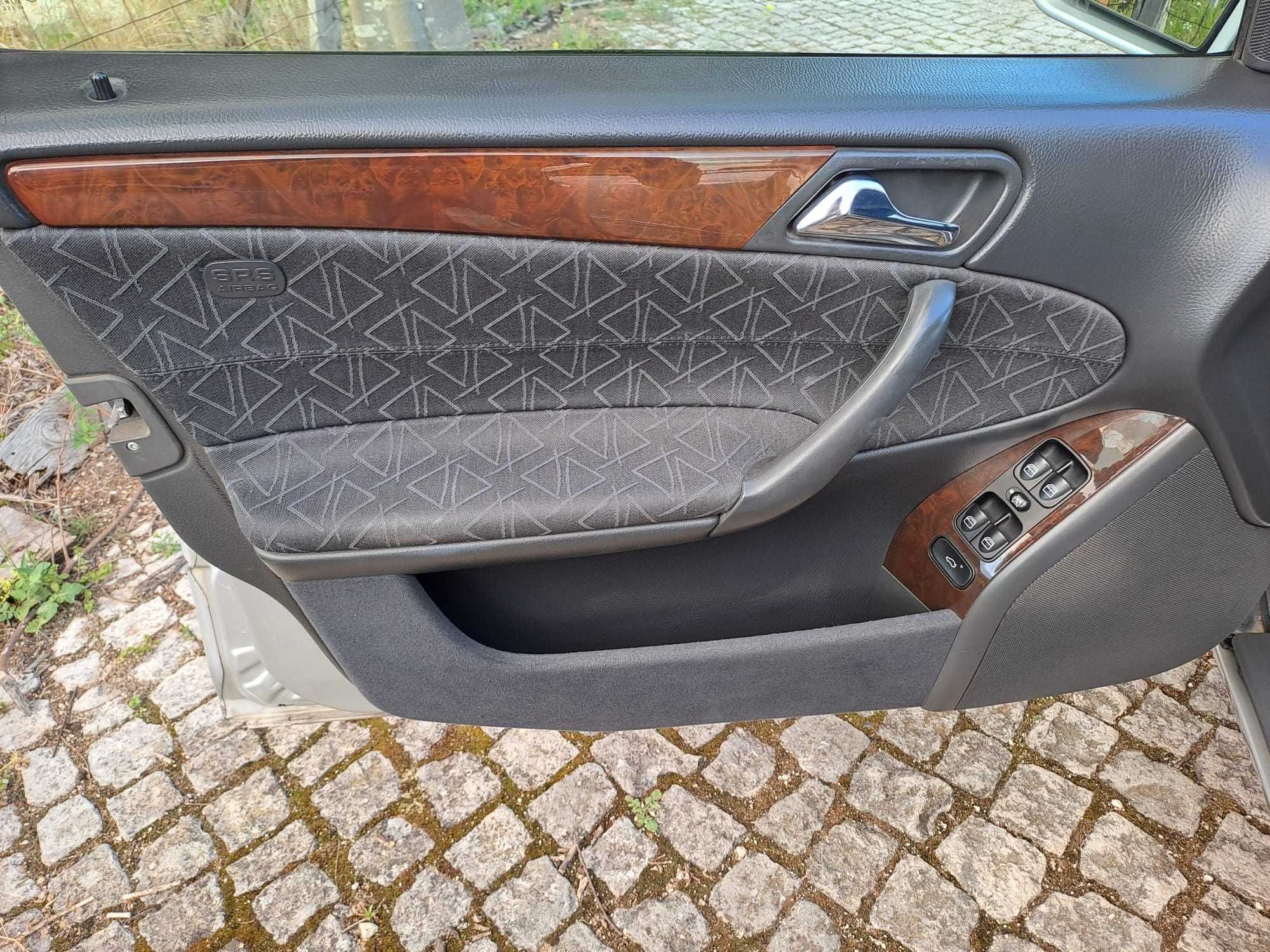 Mercedes C180 Elegance Gasolina/Gpl Automático