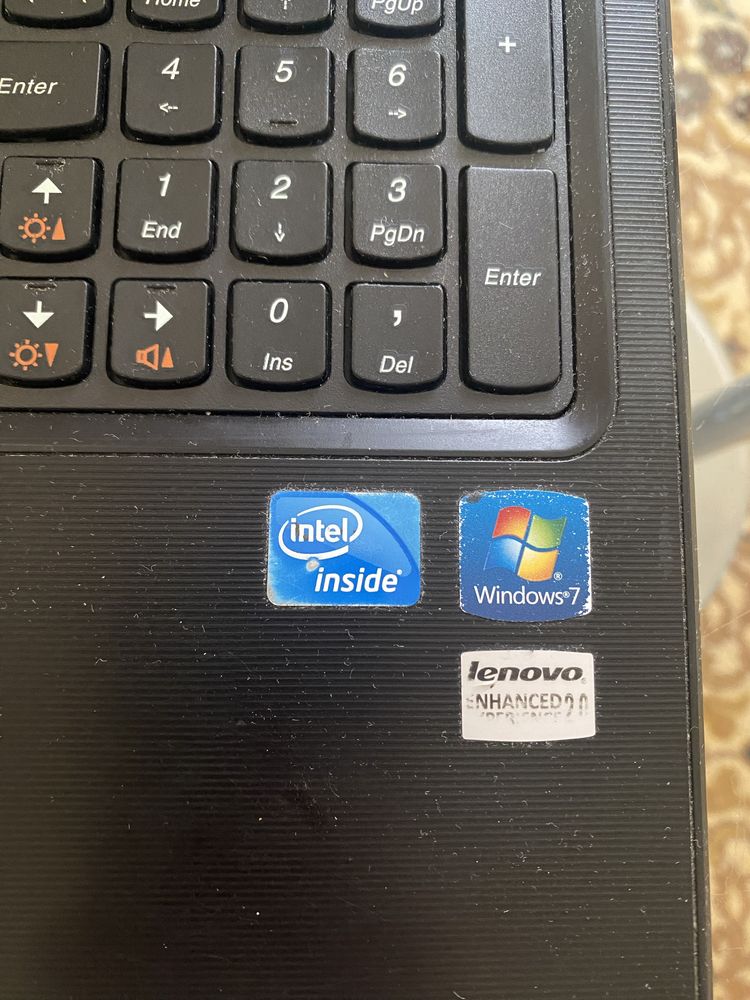 Продам комп'ютер/ноутбук Lenovo 20079