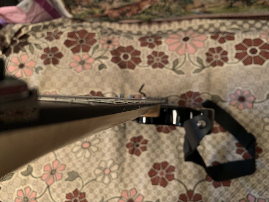 Електрогітара SGR by Schecter Banshee-6 FR BLK