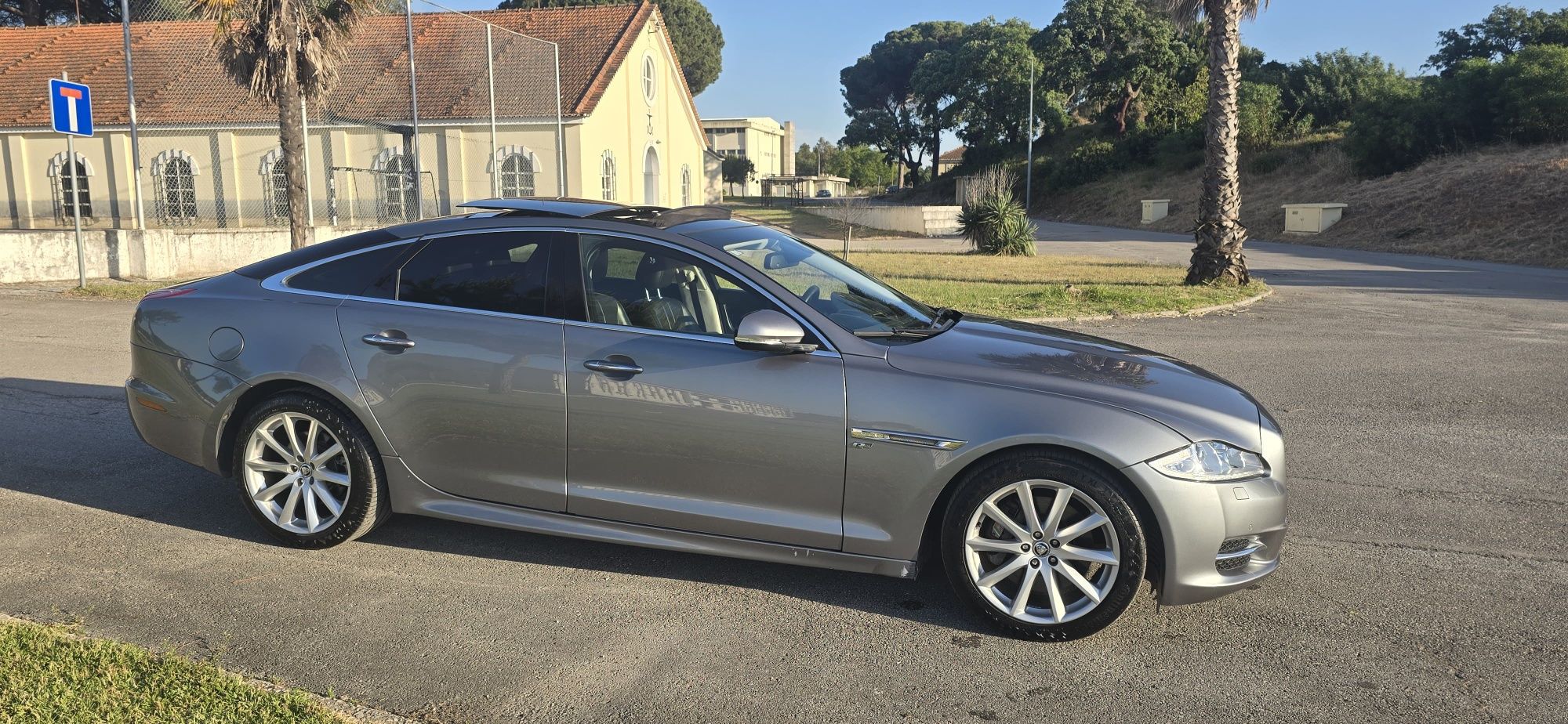 Jaguar XJ 3.0d 275cv Bi-Turbo
