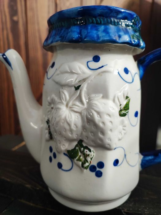 Ceramiczny dzbanek sielskie wiejskie