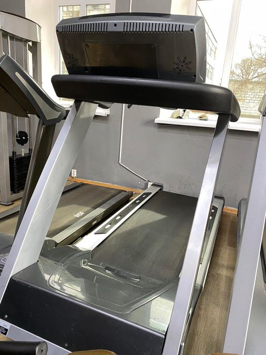 Професійна бігова доріжка