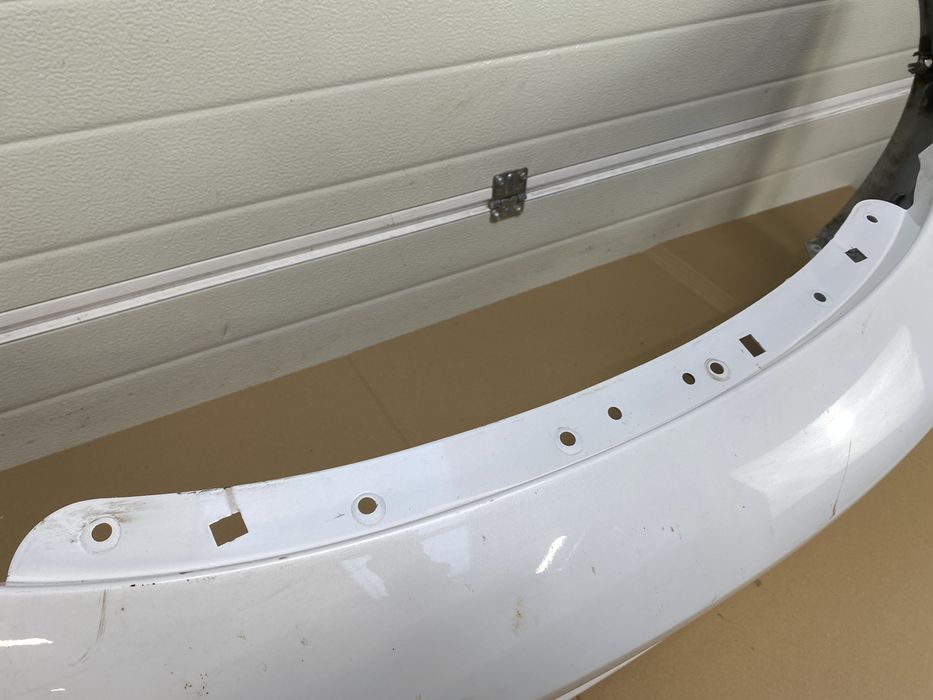 TESLA MODEL 3 Zderzak Przód Przedni PDC