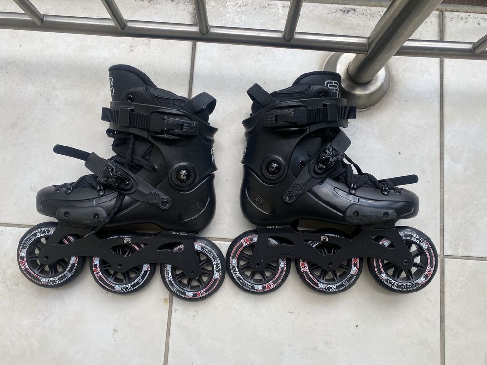Rolki do jazdy freeskate FR FR3 310 - Czarne