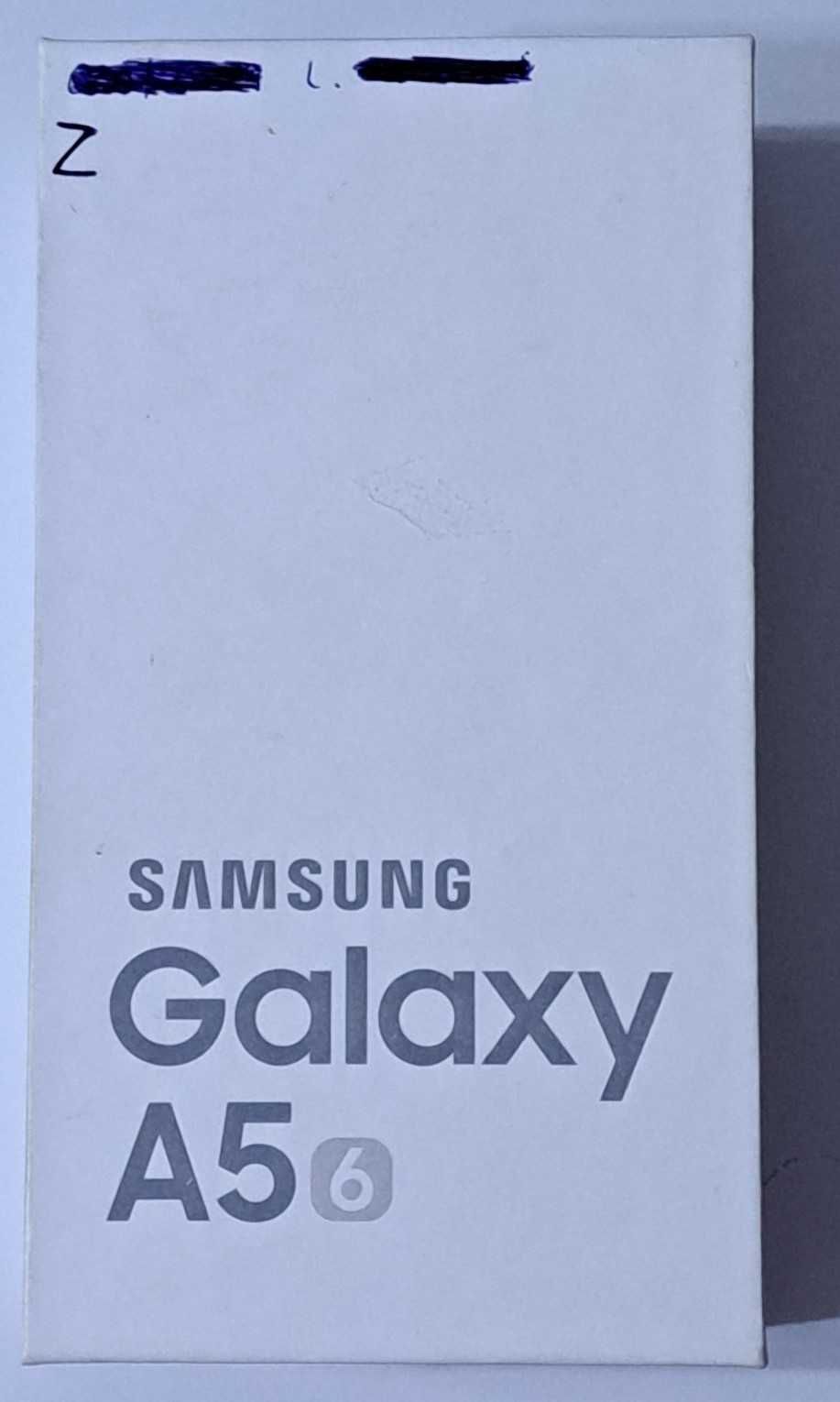 Telefon Samsung Galaxy A5 z ładowarką, 5,2",  16 / 2 GB RAM