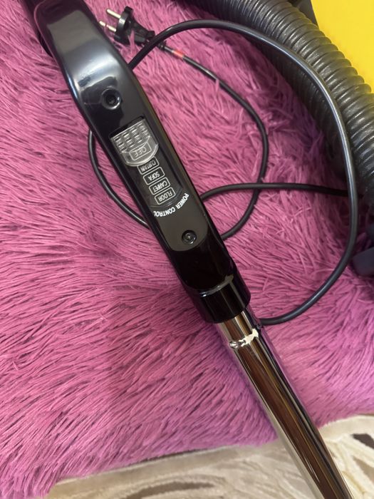 Пилесос LG в гарному стані