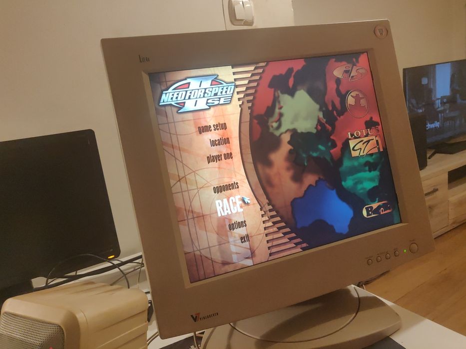 Sprzedam komputer retro PC do gier