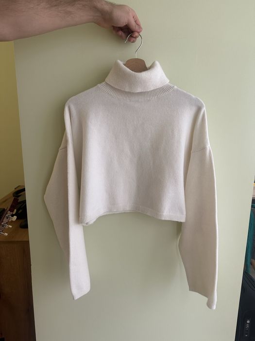 Укорочений светр Bershka жіночий