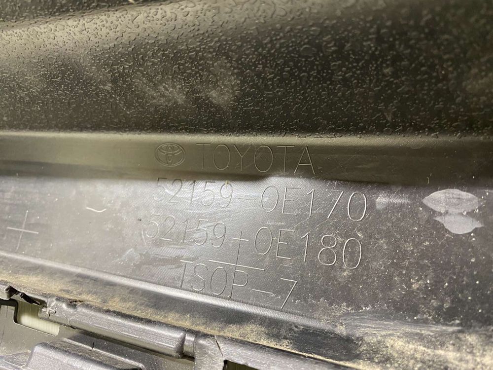 Бампер задний Toyota Highlander 4 / 2019 2020 2021 2022 г./ задній