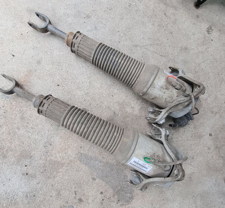 AMORTYZATOR Pneumatyczny przedni lewy przód prawy Audi A8 D3 lift 2006