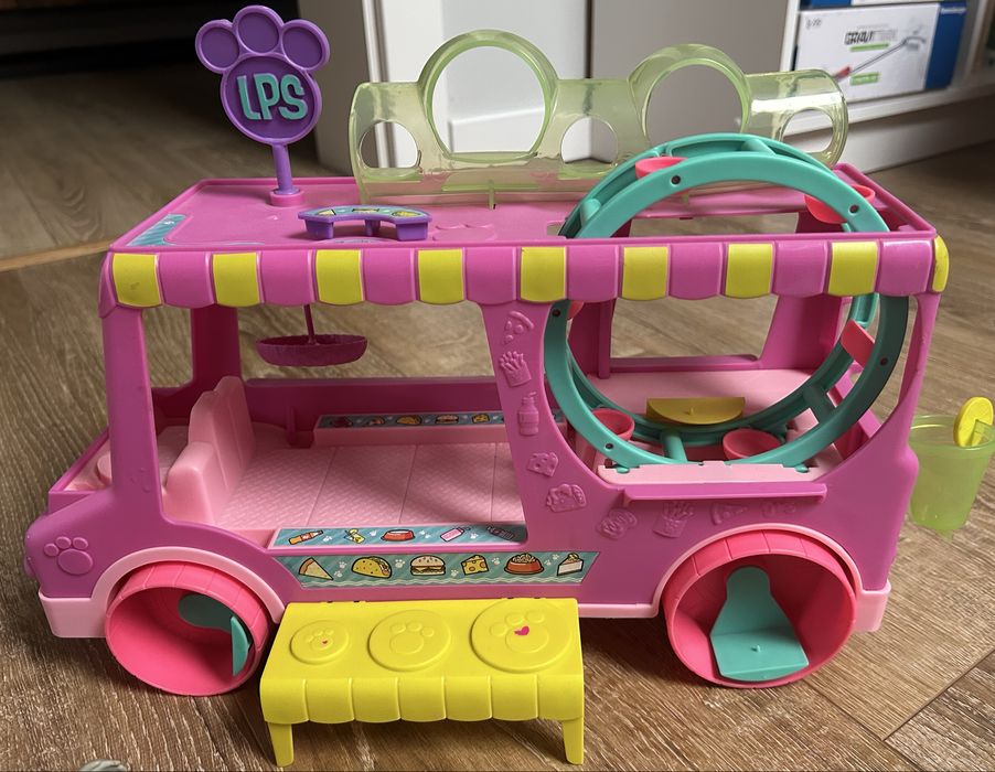 Littlest Pet Shop LPS autobus +14 figurek