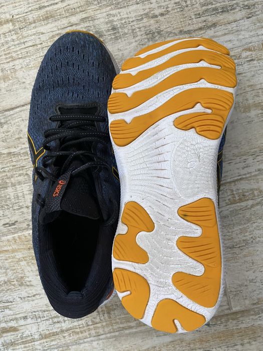 Кросівки унісекс 41р26см Asics Gel-nimbus24 originaj Асікс Німбус