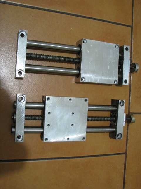 Śruba kulowa , stół krzyżowy, prowadnice