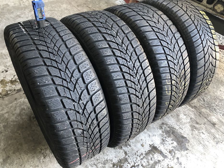 205/60/16 dunlop sp winter sport 4D