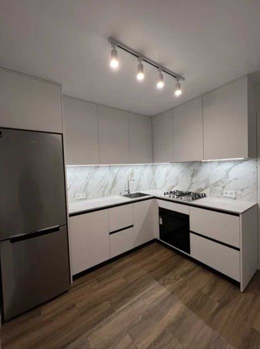 2х кімнатна на довгострокову оренду