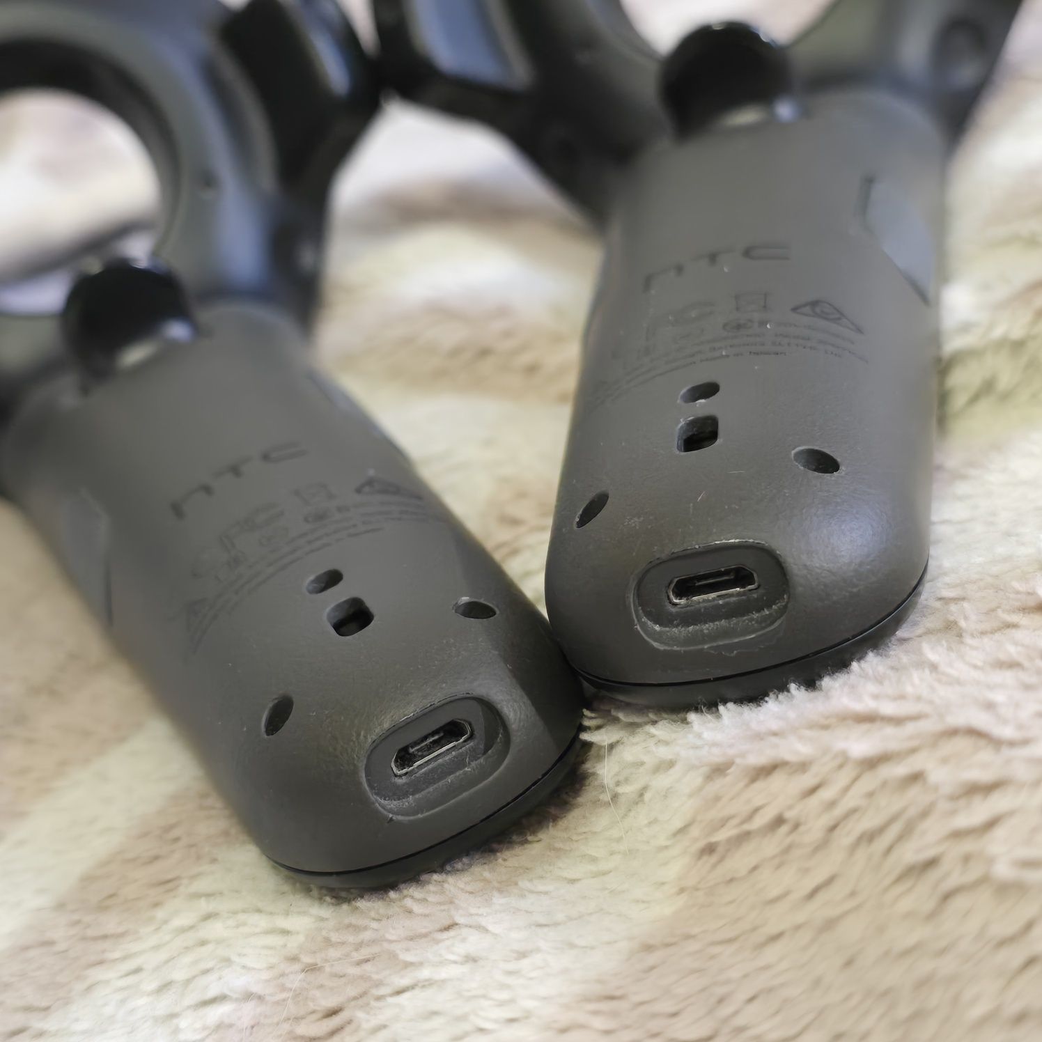 Контролери HTC Vive v1.0 (ціна за двох)