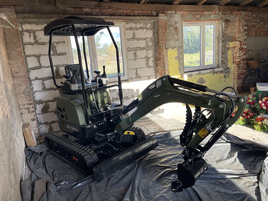 Nowa minikoparka 1,6t hydrauliczny chwytak, rozsuwane gąsienice