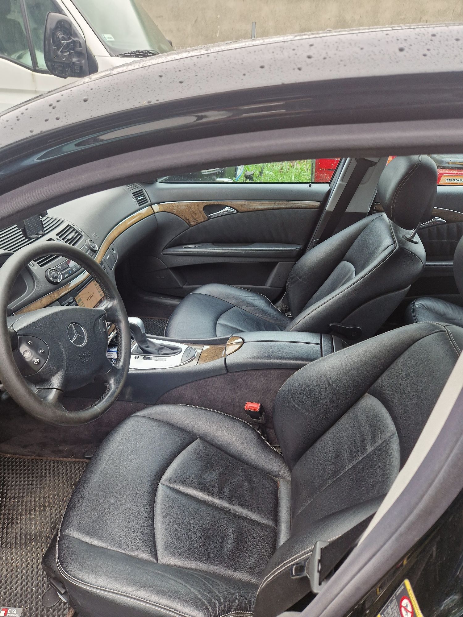Mercedes Benz E klasa W211  3.2 CDI Avantgarde